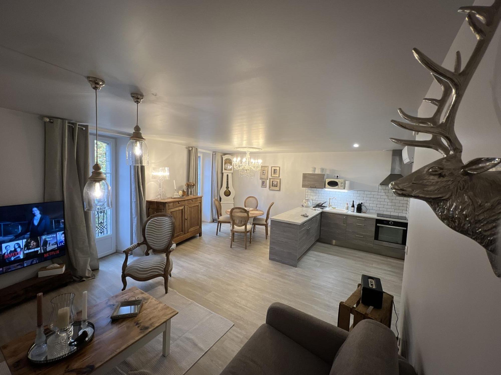 Babolene Shabby Suite Вільфранш-де-Руерг Номер фото